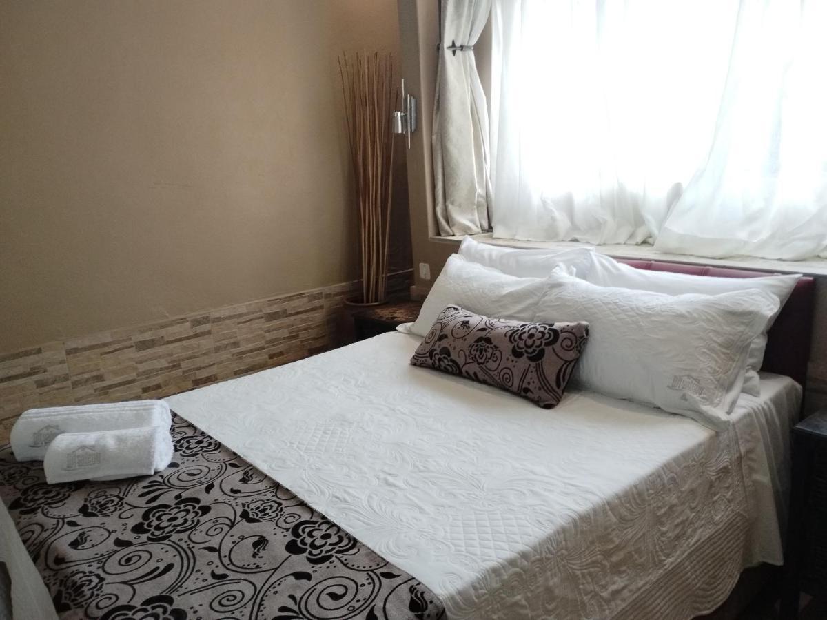 Ditsaleng Bed And Breakfast Vanderbijlpark Exterior foto