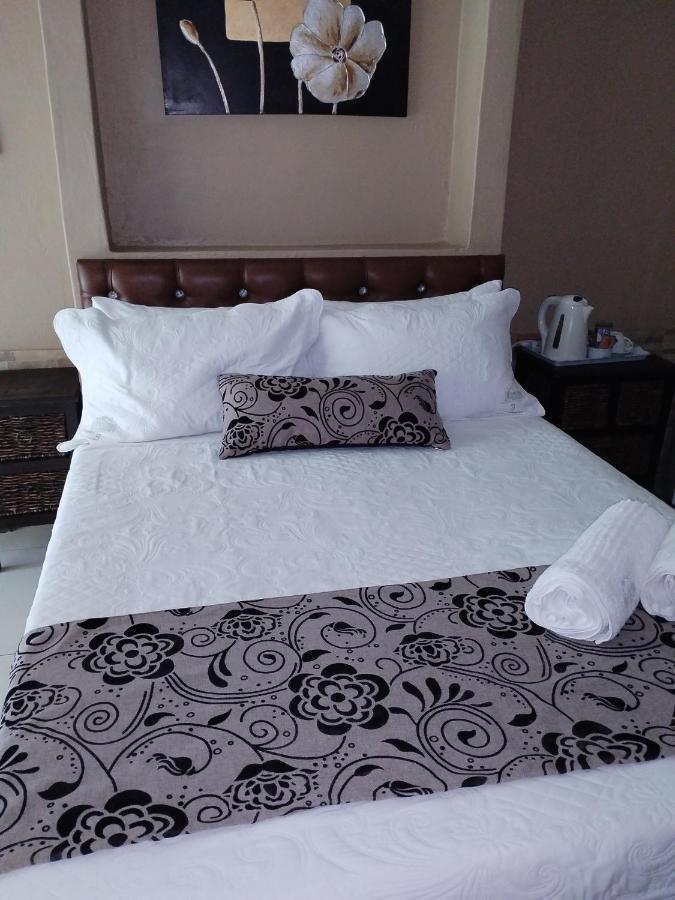 Ditsaleng Bed And Breakfast Vanderbijlpark Exterior foto