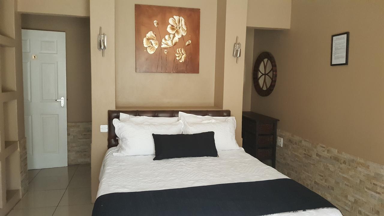 Ditsaleng Bed And Breakfast Vanderbijlpark Exterior foto